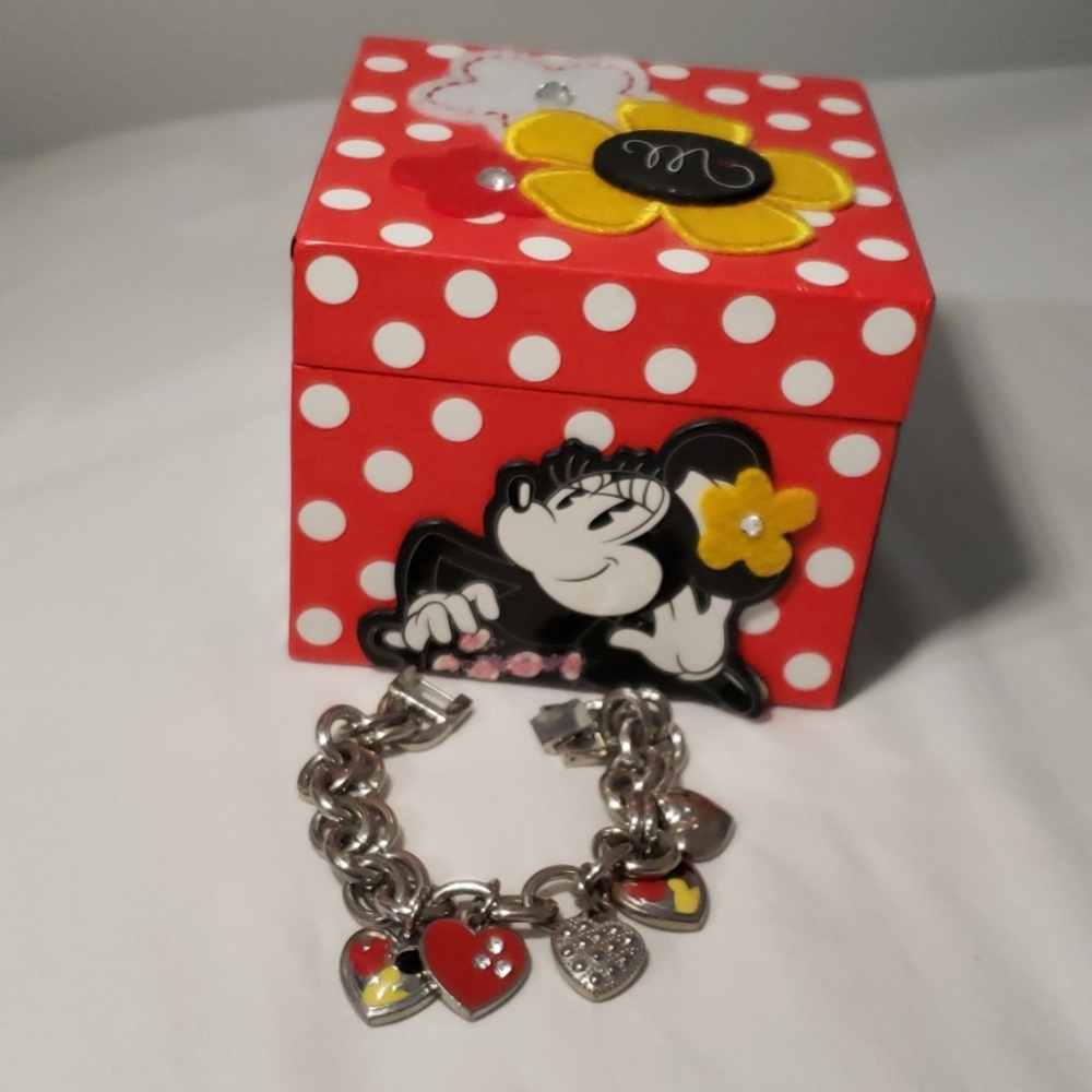 Minnie Mouse 🐭 Silver-Tone Bracelet !!!